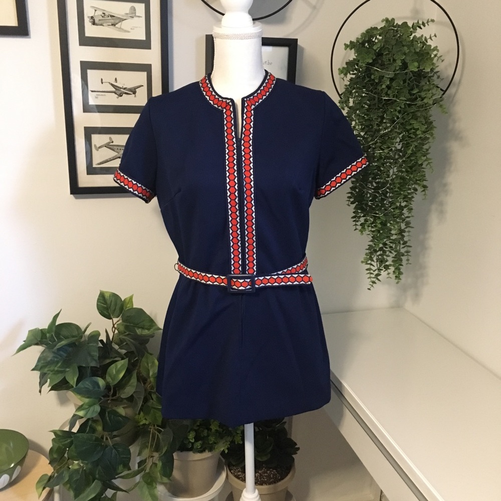 Vintage 60s Mod Belted Top